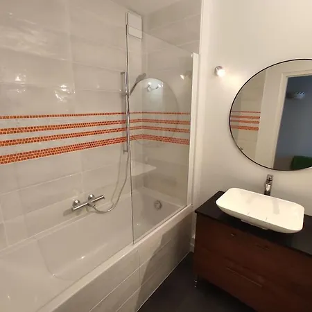 Pour 4/5 Personnes, Les Pieds Dans L'eau La Baule-Escoublac