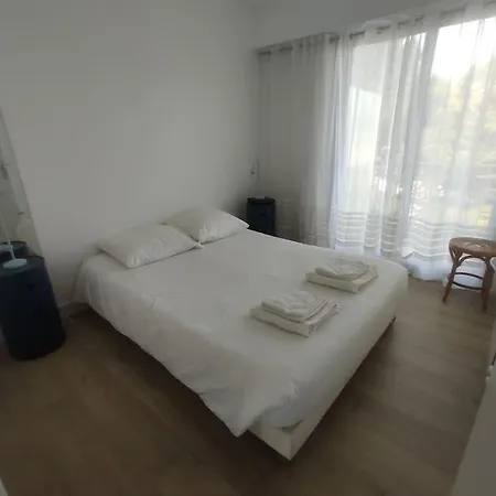 Pour 4/5 Personnes, Les Pieds Dans L'eau La Baule-Escoublac